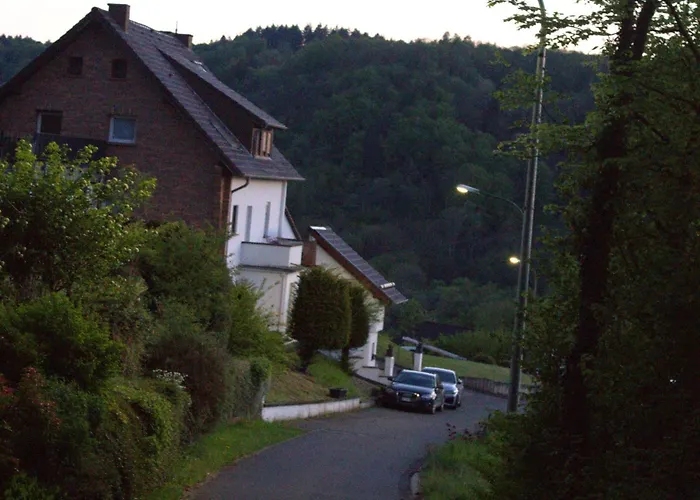 Guest Eifelglueck In Apartamento Pelm